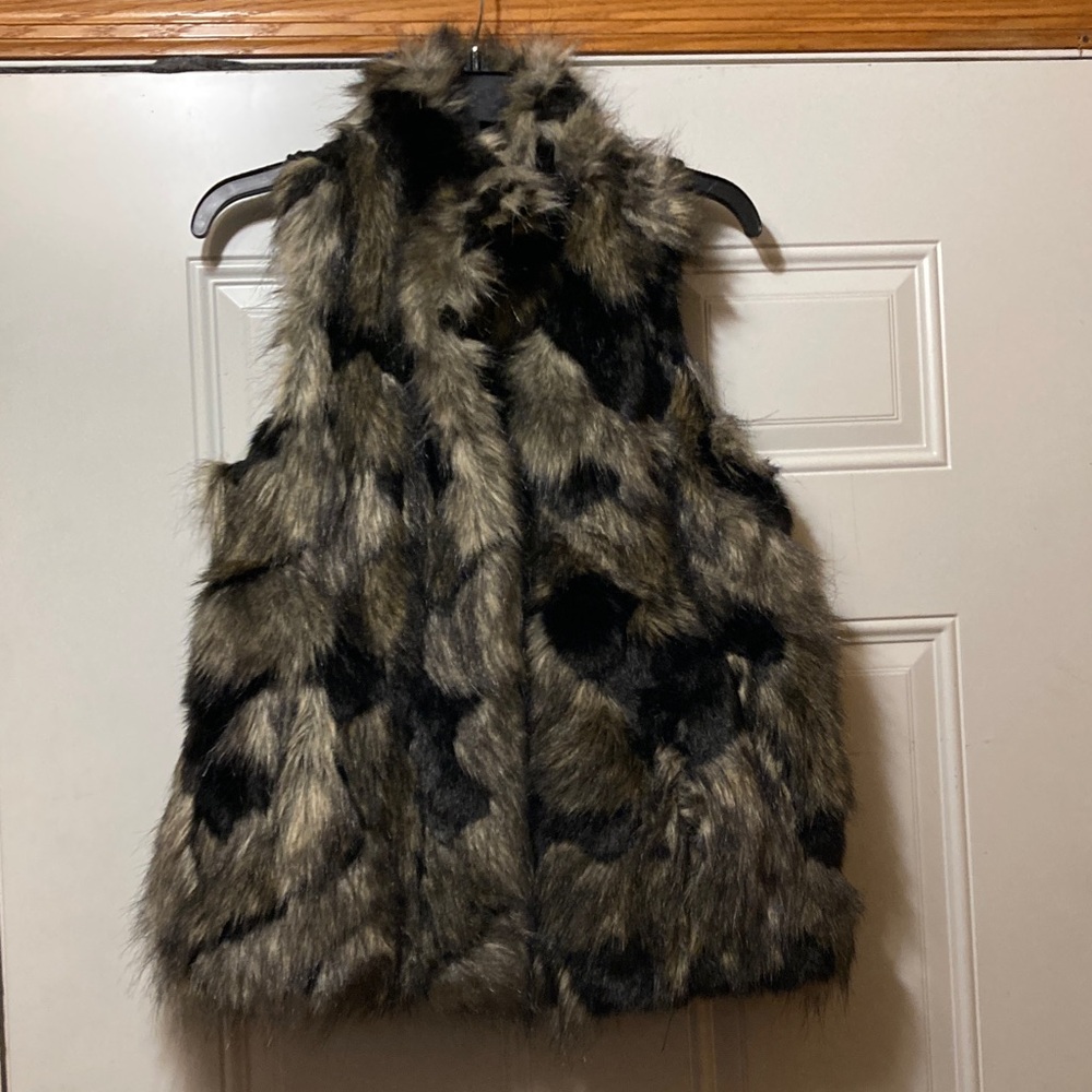 Faux Fur Vest‎ in Black and Brown S